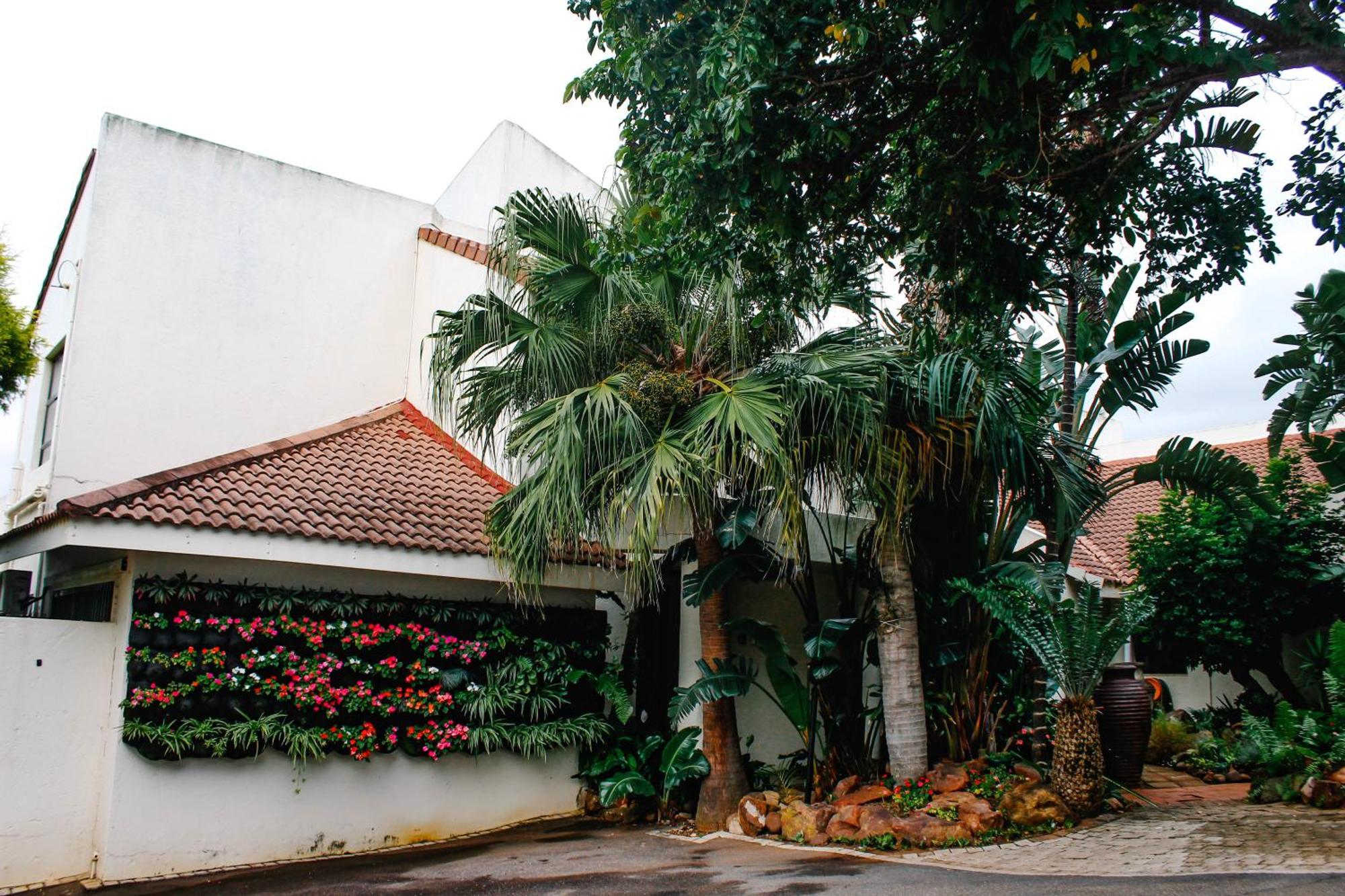 La Dolce Vita Umhlanga Guesthouse Durban Exterior foto