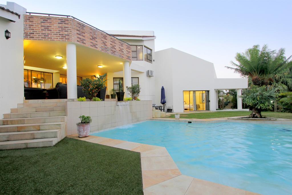 La Dolce Vita Umhlanga Guesthouse Durban Exterior foto